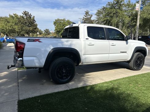 Used 2023 Toyota Tacoma SR5 image 8