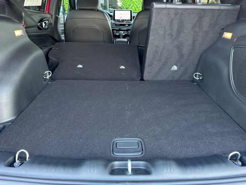 New 2026 Jeep Compass Limited image 18