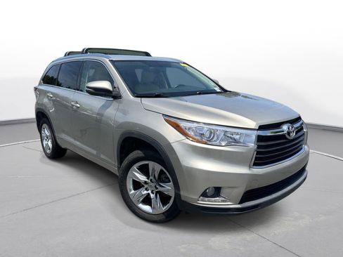Used 2015 Toyota Highlander Limited FWD image 4