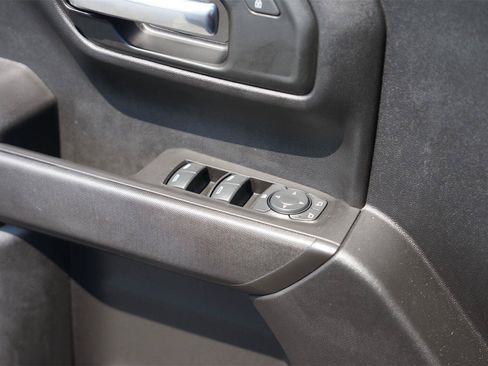 Used 2021 Chevrolet Silverado 1500 Custom Trail Boss w/ LPO, Dark Essentials Package AWD/4WD image 29