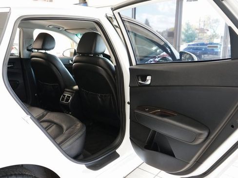 Used 2018 Kia Optima EX image 44