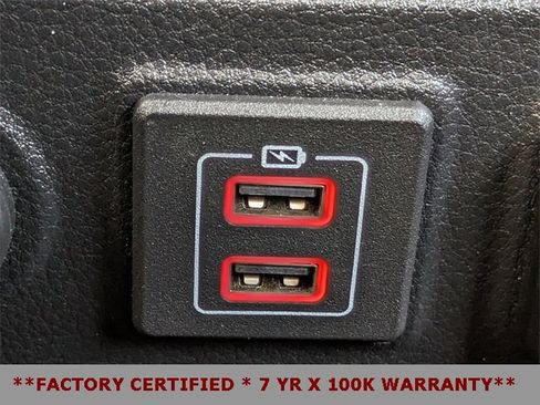 Certified 2024 Nissan Titan SV w/ SV Bronze Edition Package image 21