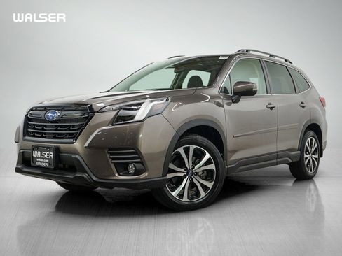 Used 2024 Subaru Forester Limited AWD/4WD image 1