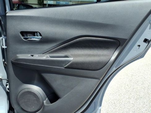 Used 2023 Nissan Kicks SV FWD image 15