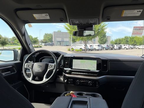 Used 2026 Chevrolet Silverado 1500 RST AWD/4WD image 36