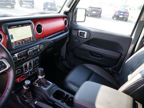 Used 2020 Jeep Wrangler Rubicon image 19