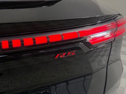 Used 2024 Chevrolet Equinox EV RS image 18