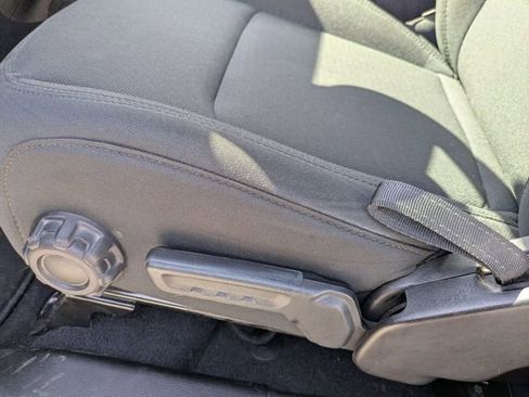 Used 2023 Jeep Gladiator Willys image 14