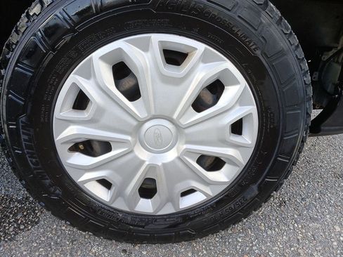 Used 2019 Ford Transit 250 148 Low Roof image 28