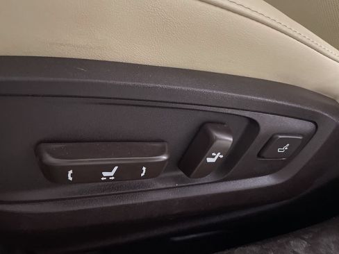 Used 2018 Lexus ES 350 w/ Navigation System Package FWD image 13
