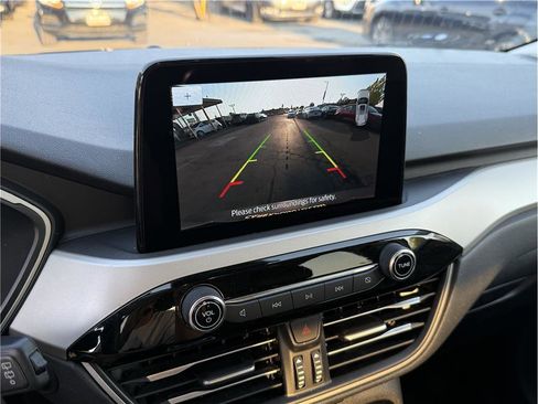 Used 2022 Ford Escape SEL image 14