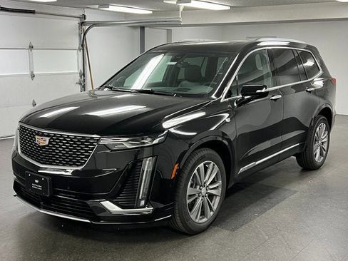 New 2025 Cadillac XT6 Premium Luxury w/ Technology Package image 1