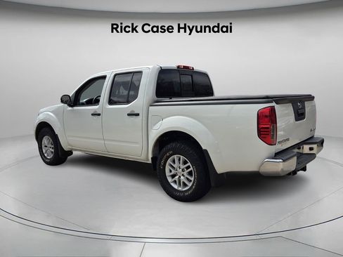 Used 2019 Nissan Frontier SV image 8