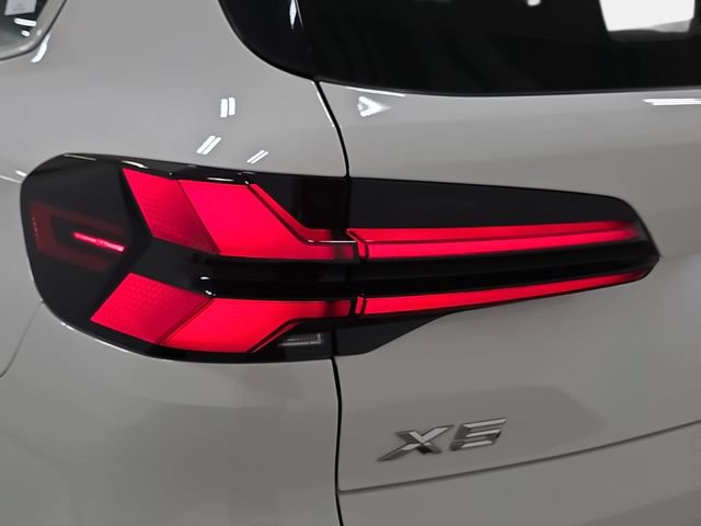 Certified 2024 BMW X5 xDrive40i AWD/4WD image 29
