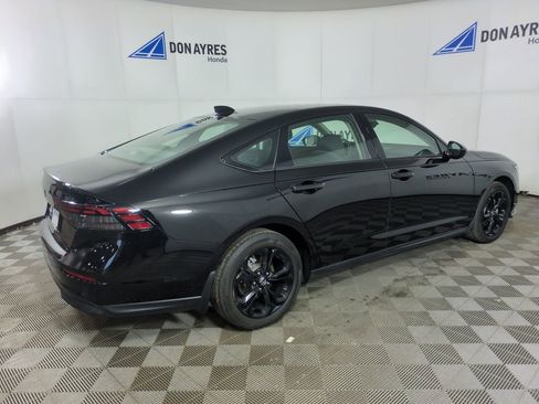 Certified 2025 Honda Accord SE image 14