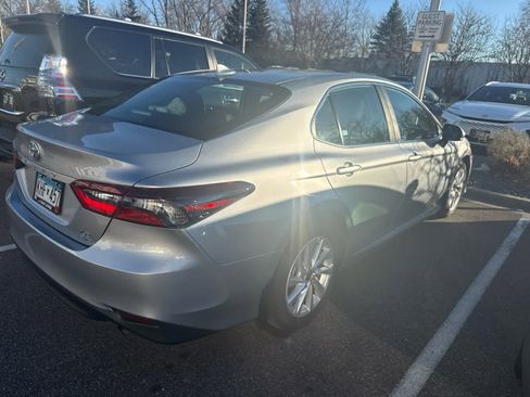 Used 2023 Toyota Camry LE image 2