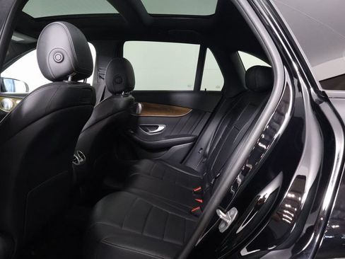 Used 2018 Mercedes-Benz GLC 300 image 11