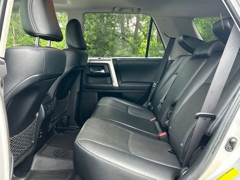 Used 2018 Toyota 4Runner Limited AWD/4WD image 22