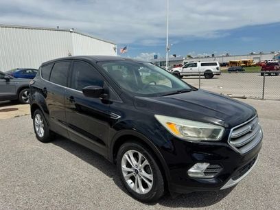 Used 2017 Ford Escape SE