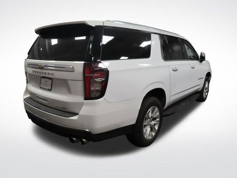 Used 2024 Chevrolet Suburban Premier image 5