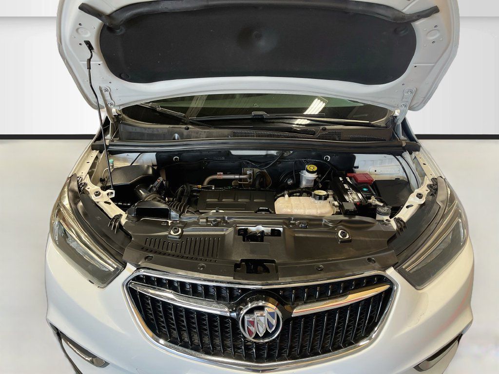 Used 2020 Buick Encore Preferred AWD/4WD image 27
