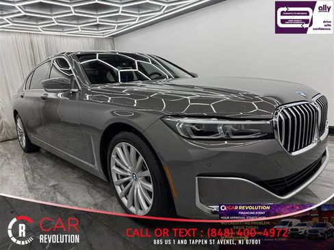 Used 2020 BMW 740i RWD image 1