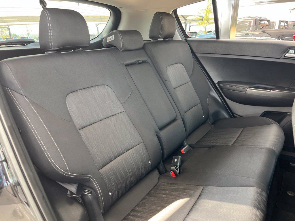 Used 2019 Kia Sportage LX AWD/4WD image 27