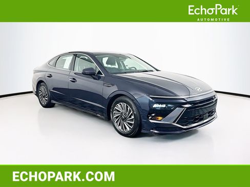 Used 2025 Hyundai Sonata SEL FWD image 1