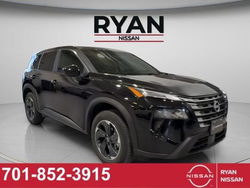 Certified 2025 Nissan Rogue SV image 7