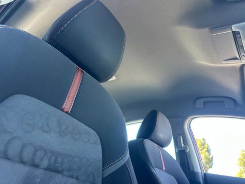 Used 2021 Nissan Sentra SR image 17