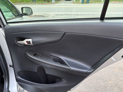 Used 2009 Toyota Corolla S FWD image 21