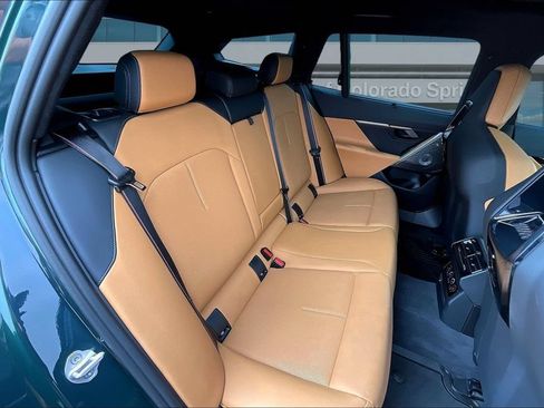 Used 2026 BMW M5 Touring AWD/4WD image 25