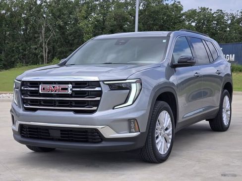 Used 2026 GMC Acadia Elevation w/ Elevation Premium Package FWD image 4