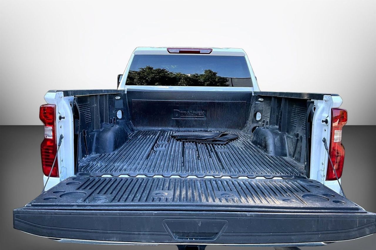 Used 2025 Chevrolet Silverado 2500 LT w/ Convenience Package AWD/4WD image 24