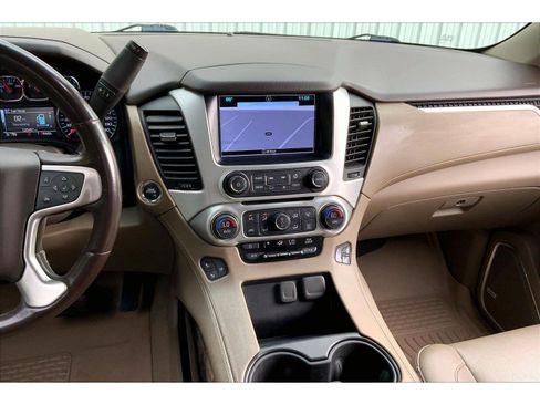 Used 2020 GMC Yukon SLT w/ Open Road Package AWD/4WD image 6