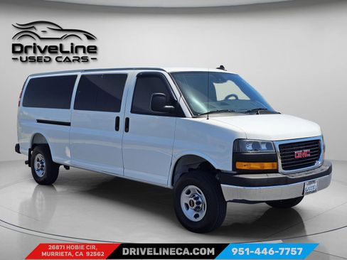 Used 2025 GMC Savana 3500 LT w/ LT Preferred Equipment Group RWD image 9