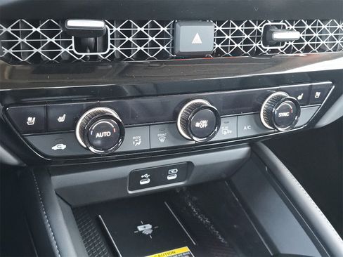 Used 2024 Honda Accord Touring image 23