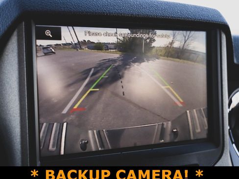 Used 2016 Ford F350 Lariat image 3