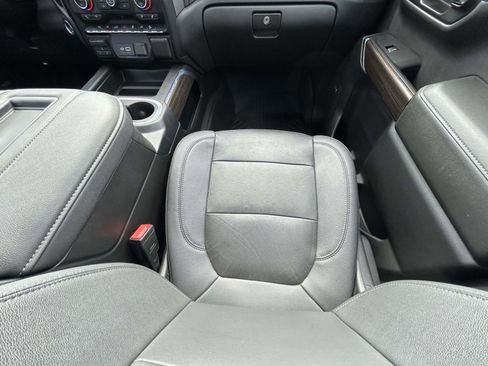 Used 2021 Chevrolet Silverado 1500 LT Trail Boss w/ Convenience Package II image 15