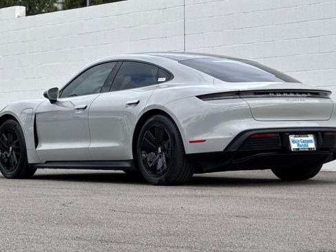 Used 2021 Porsche Taycan 4S AWD/4WD image 3