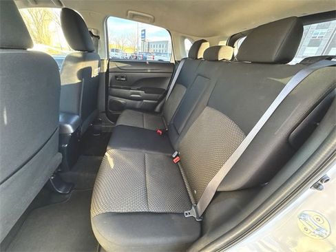 Used 2016 Mitsubishi Outlander Sport ES image 21