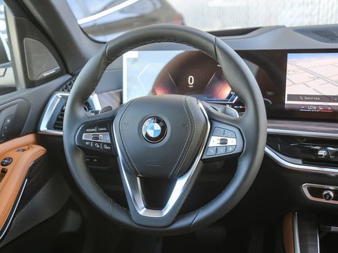 New 2026 BMW X5 xDrive40i w/ Executive Package image 12