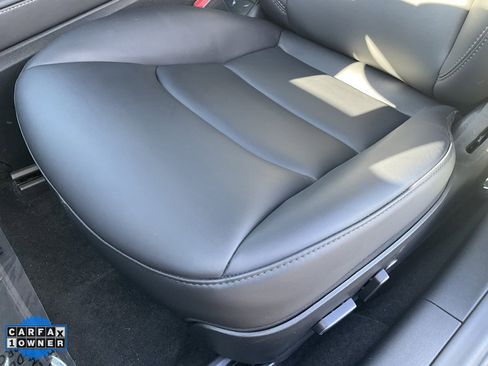 Used 2023 Tesla Model 3 Standard Range image 16