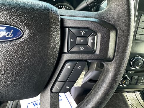 Used 2016 Ford F150 XLT image 14