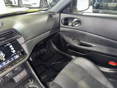 Used 2023 Nissan Z w/ Floor Mat Package (L93) RWD image 27