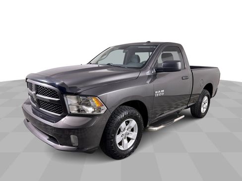 Used 2018 RAM 1500 Express image 40