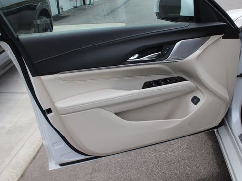 Used 2020 Cadillac CT4 Luxury w/ Sun And Sound Package AWD/4WD image 20