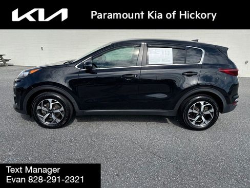 Used 2020 Kia Sportage LX w/ LX Popular Package FWD image 4