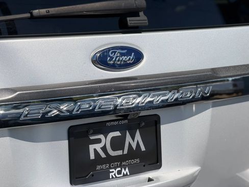 Used 2017 Ford Expedition EL XLT AWD/4WD image 13