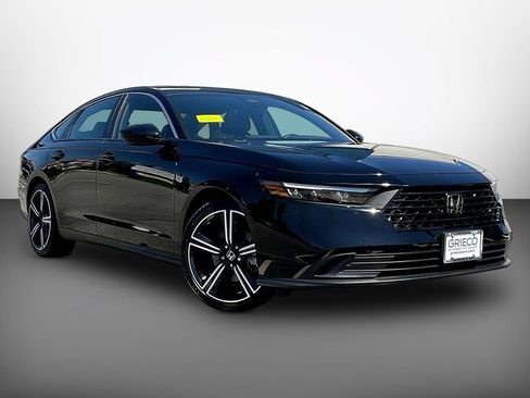 Used 2024 Honda Accord Sport image 1